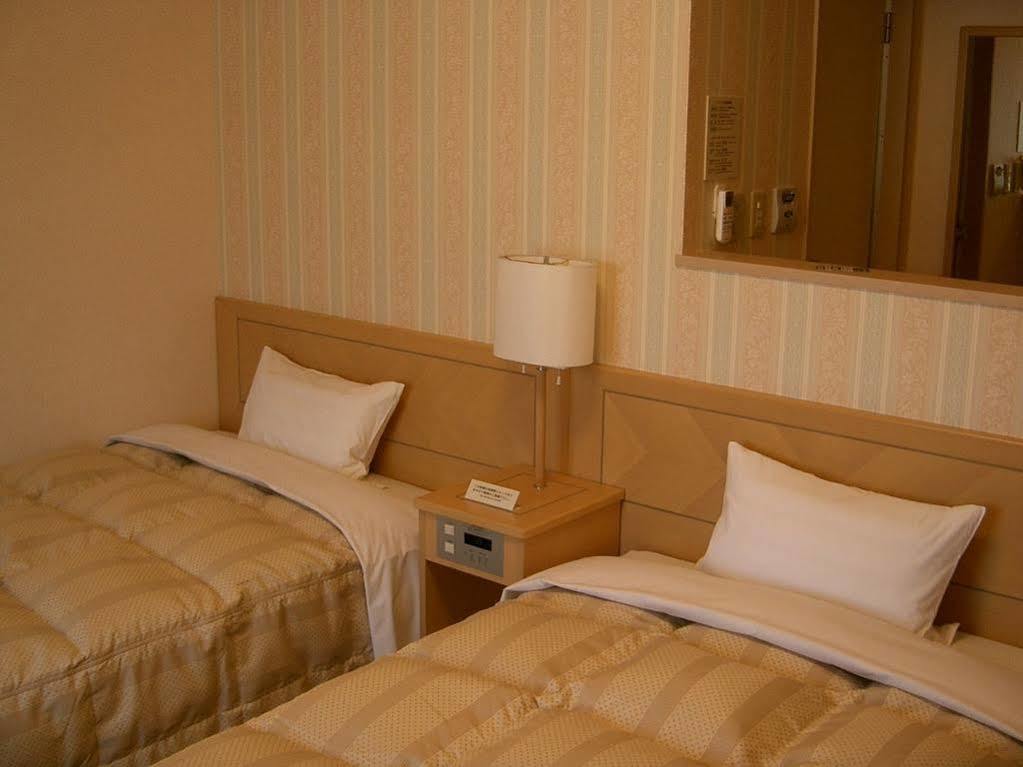 Hotel Route-Inn Айдзувакамацу Екстериор снимка